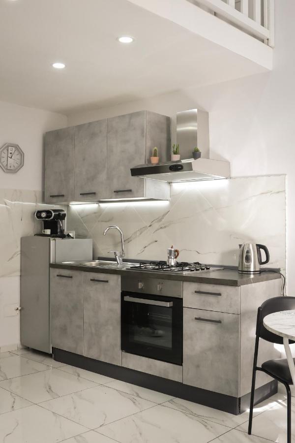 Modern By Sasy In The City Centre Napoli Eksteriør bilde
